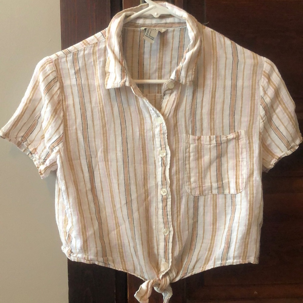 Cropped tie button down shirt